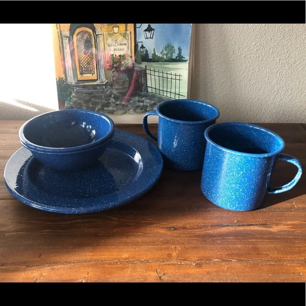 A Set of Camping/Picnic Dishes